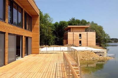 ELECTRICALS & PROTECTION AT EXCLUSIVE COTSWOLDS LAKESIDE DEVELOPMENT