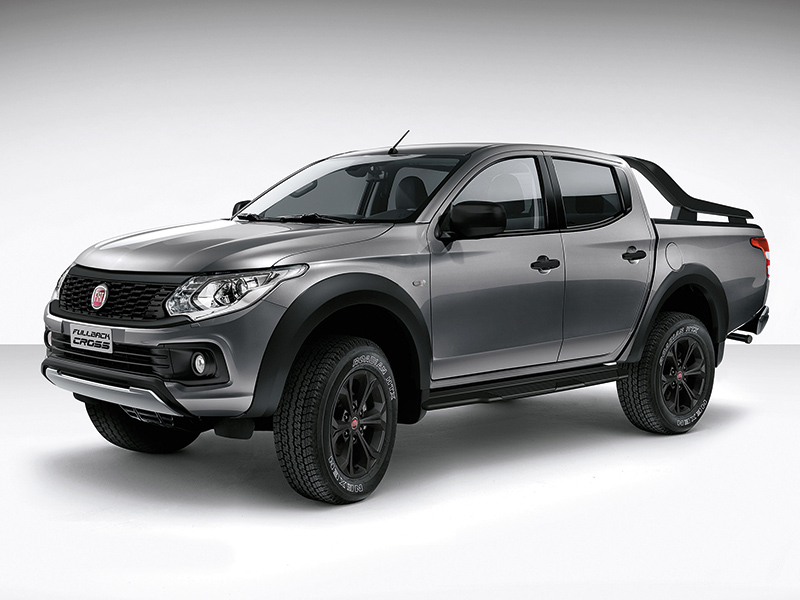 FULLBACK CROSS IS STRIKING LIFESTYLE PICKUP