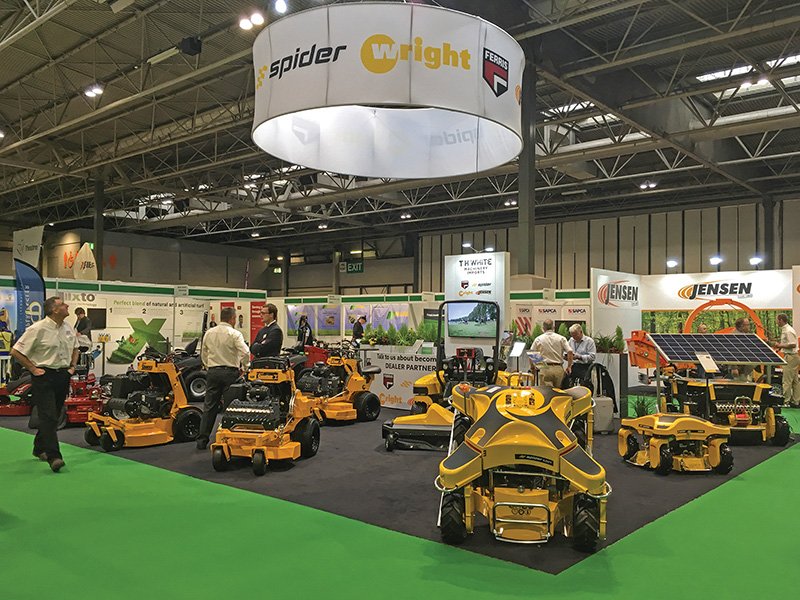 SHOWCASING NEW MACHINERY WITH AWARD-WINNING STAND AT SALTEX