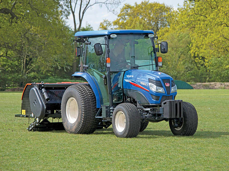 COMPACT TRACTORS WITH MULTIPLE APPLICATIONS