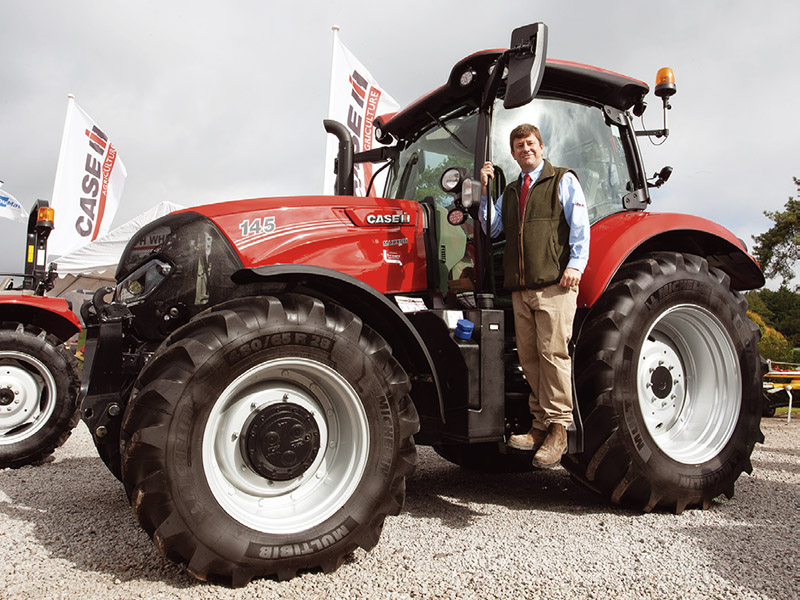 MAXXUM 145 ACTIVEDRIVE 8 STEALS THE DAIRY SHOW