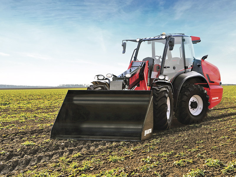 Manitou MLA-T in a field