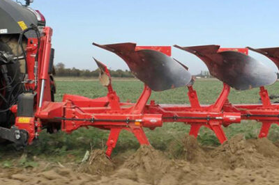 KUHN MASTER 153 PLOUGH