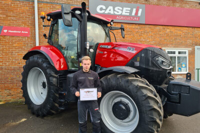 MASTER TECHNICIANS FOR TRACTORS AND COMBINES