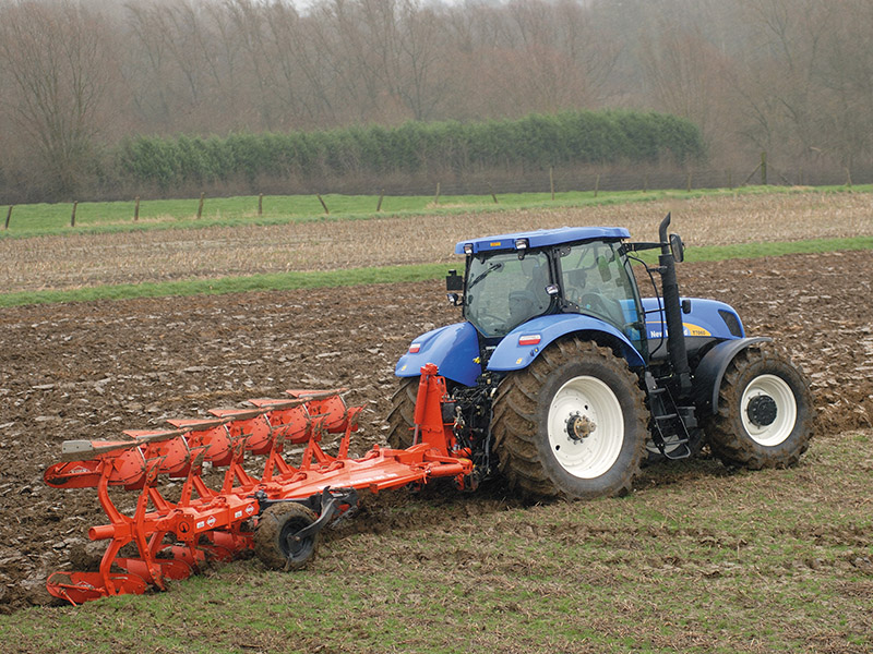 KUHN PRE-SEASON AUTUMN PLOUGHING AND DRILLING TECHNOLOGY