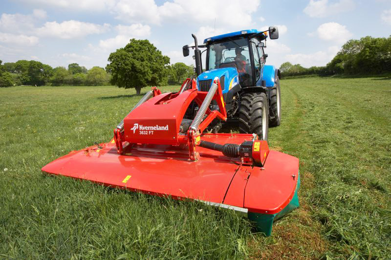 0% FINANCE ON KVERNELAND ARABLE, GRASS, FEEDING AND BEDDING FROM HEREFORD