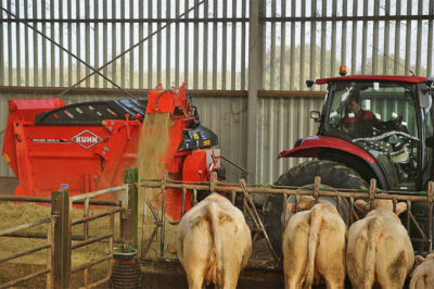 Kuhn Primor all-fodder blower-feeders