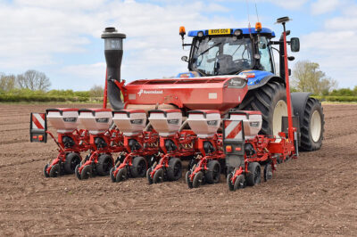 Kverneland Optima V brings speed with precision