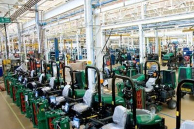 T H WHITE visits Ransomes Jacobsen global HQ