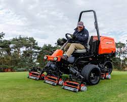 Introducing the Jacobsen SLF Elite Golf Mower