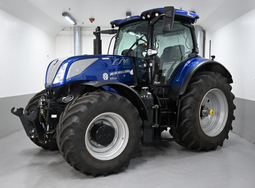 New Holland debuts Next Gen T7.270 Methane Power CNG tractor at Agritechnica