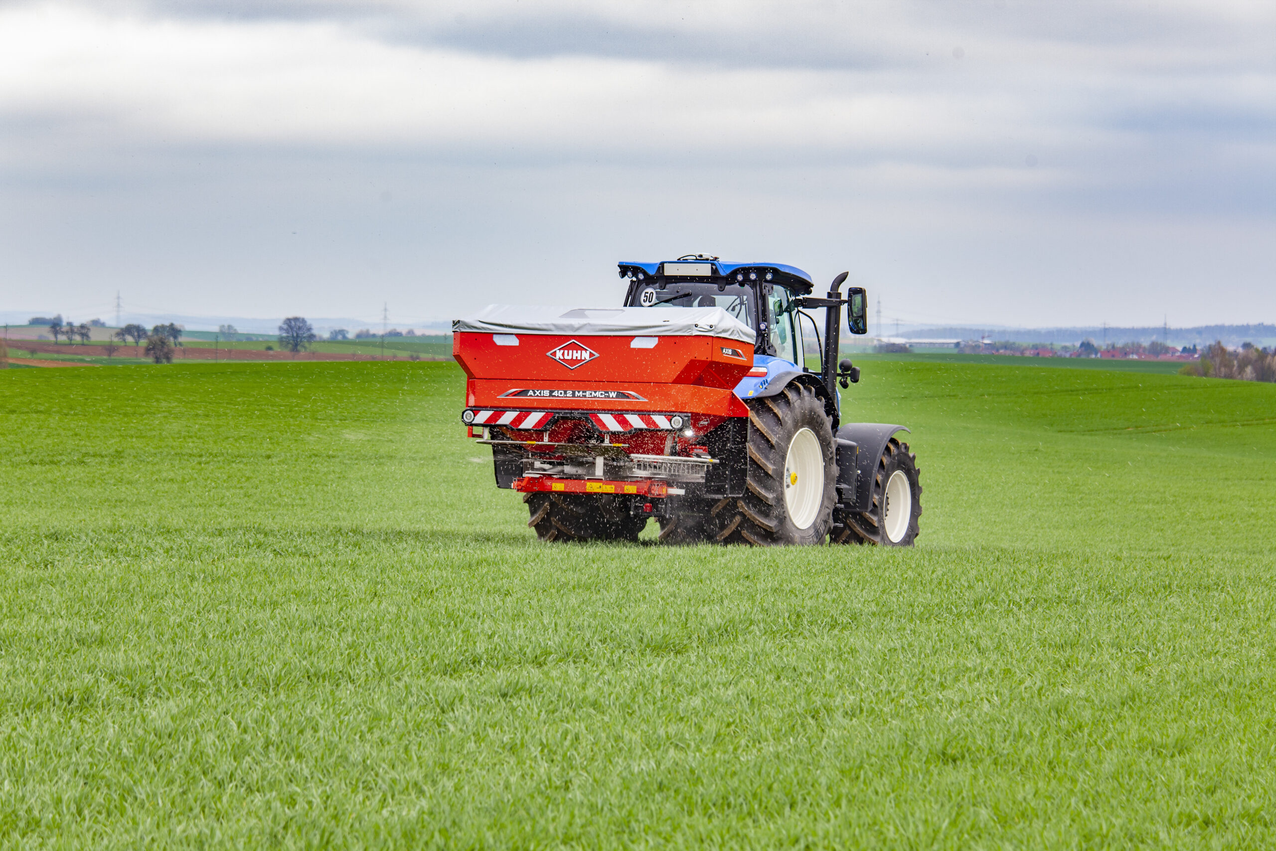 Better dispersal with Spreaders from Kuhn & Kverneland