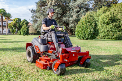 Ferris 500s compact zero turn mower